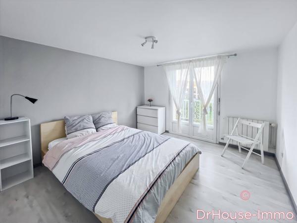 Maison à vendre 7 pièces de 300 m²