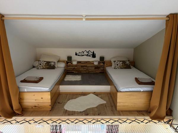 Appartement + annexe + annexe