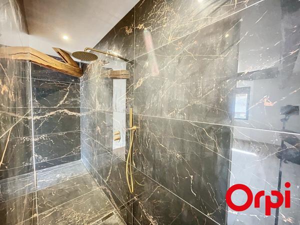 Maison à vendre    5 pièces • 126,66 m2 Bourges