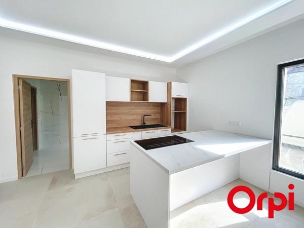 Maison à vendre    5 pièces • 126,66 m2 Bourges