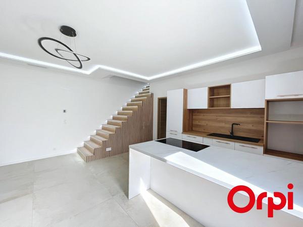 Maison à vendre    5 pièces • 126,66 m2 Bourges