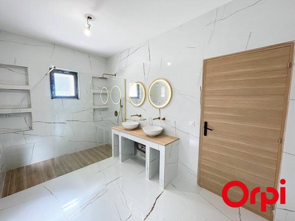 Maison à vendre    5 pièces • 126,66 m2 Bourges