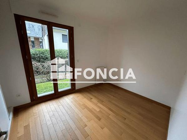 Location Appartement 5 pièces 126.5 m² - 15 BOULEVARD DE LA CHARITÉ Caen 14000