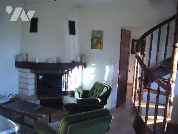 MAISON EN PIERRE ET BRIQUES HABITABLE DE SUITE