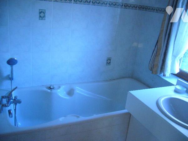 MAISON EN PIERRE ET BRIQUES HABITABLE DE SUITE