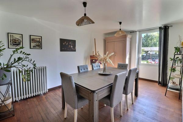 CAPDENAC-GARE. BELLE MAISON FAMILIALE AVEC DÉPENDANCE