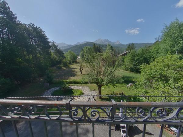 Appartement 6/7 pièces à rénover + jardin + caves , Barcelonnette