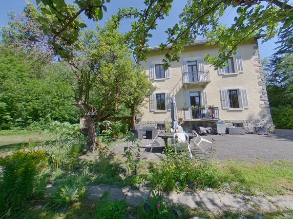 Appartement 6/7 pièces à rénover + jardin + caves , Barcelonnette