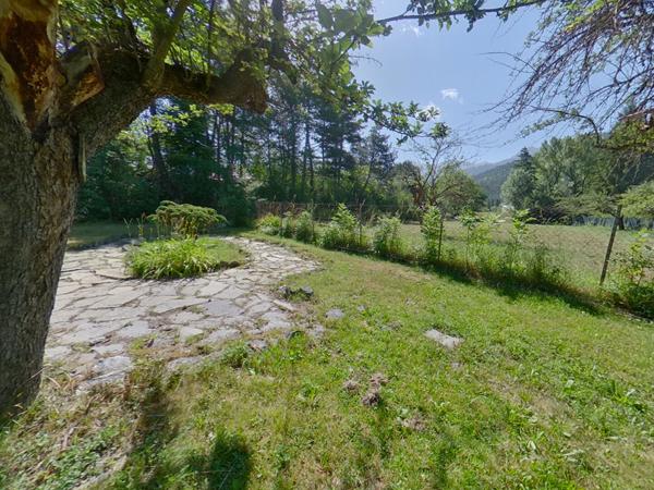 Appartement 6/7 pièces à rénover + jardin + caves , Barcelonnette