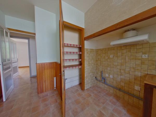 Appartement 6/7 pièces à rénover + jardin + caves , Barcelonnette