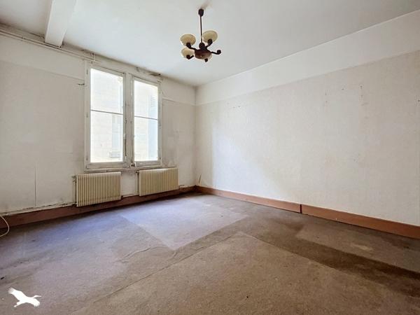 Maison à vendre 103 740 € Ligueil 5 p 156 m² DPE G