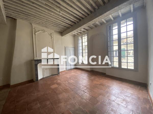 Location Appartement 3 pièces 77 m² - 10 RUE JACQUES D'UZES Uzes 30700