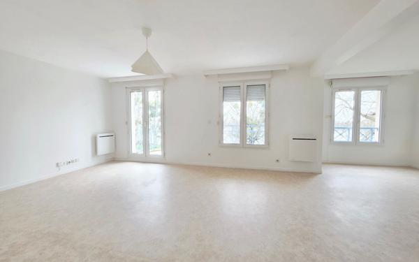 Appartement à vendre    3 pièces •  Triel-sur-Seine