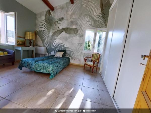 MAISON T5 163 m2 -TERRAIN 533 m2 -DPE B