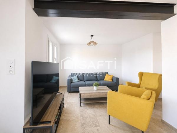 LE CALME ABSOLU, UNE RÉNOVATION SOIGNÉE ET UN EXTÉRIEUR PENSÉ POUR PROFITER PLEINEMENT DES BEAUX JOURS…