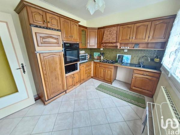 Maison 4 pièces de 89 m² à Fleury-les-Aubrais (45400)