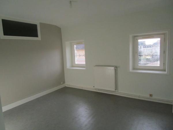 Appartement à louer à Mâcon (71000)