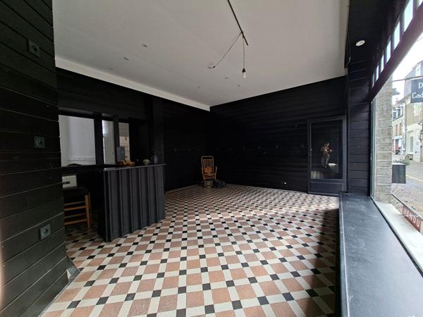SAINT CAST LE GUILDO - Local commercial