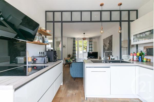 Maison à vendre  7 pièces - 114,60 m 2   ST MAUR DES FOSSES  - 94