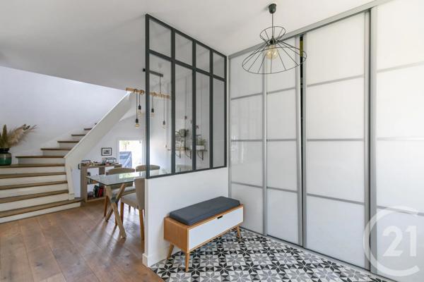 Maison à vendre  7 pièces - 114,60 m 2   ST MAUR DES FOSSES  - 94