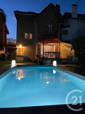 Maison à vendre  7 pièces - 114,60 m 2   ST MAUR DES FOSSES  - 94