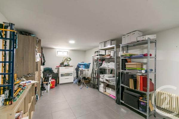 Maison à vendre  7 pièces - 114,60 m 2   ST MAUR DES FOSSES  - 94