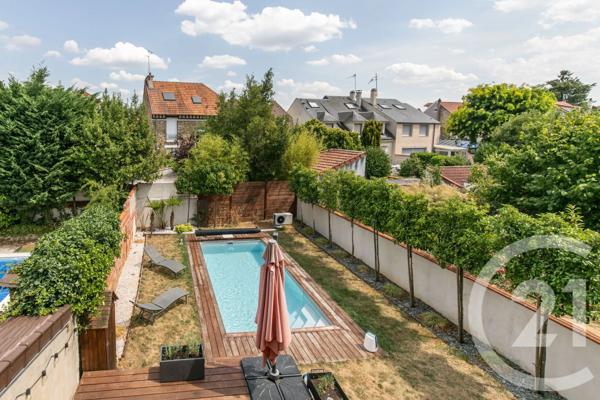 Maison à vendre  7 pièces - 114,60 m 2   ST MAUR DES FOSSES  - 94