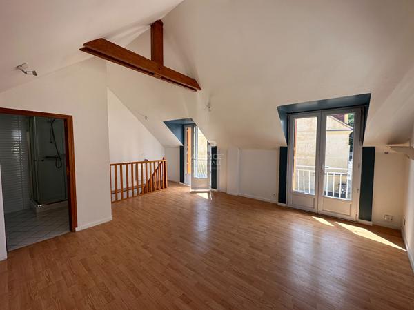 Maison de ville 2 pièce(s) 52 m2 FOURQUEUX - Lycée International Loyer 1 100 €/mois **  - Référence  18089