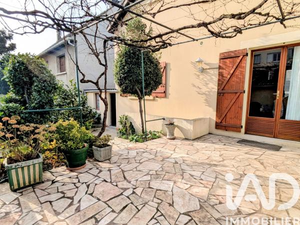 Maison à vendre 6 pièces 98 m² Pierrefitte-sur-Seine