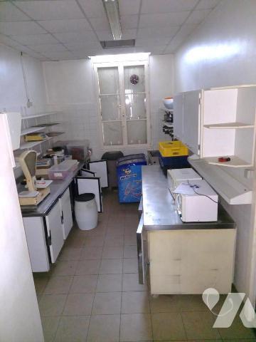 TOURS PREBENDES ENSEMBLE IMMOBILIER 164 M2-  R +2 - COUR - GARAGE - COMMERCE EN RDC