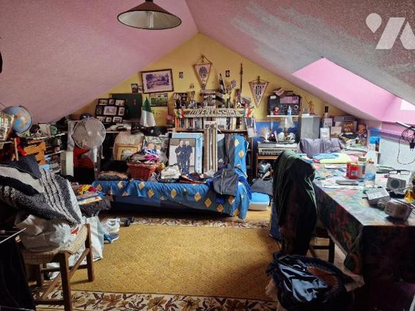 Vente en viager Bouquet 16 000  euros rente mensuel 80  euros, à 5 min de l'Autoroute A5, 13 km...