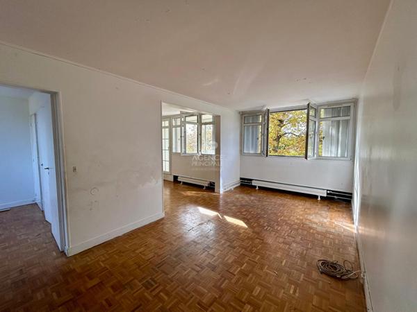 Appartement Verneuil Sur Seine 4 pièce(s) 68 m2 €165 000 ** - Référence 1051