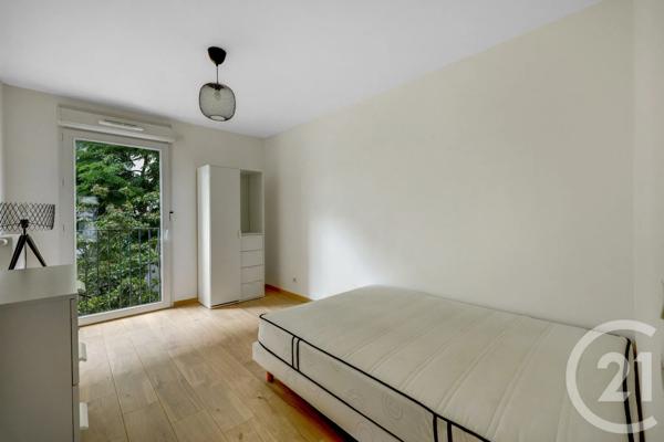 Appartement F3 à vendre  3 pièces - 61,21 m 2   ARCUEIL  - 94
