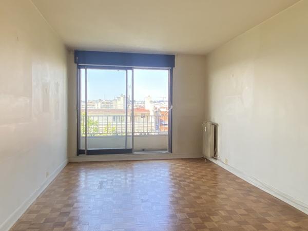 Appartement + annexe + parking