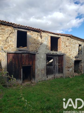 Parking à vendre 95 m² Saint-Floret