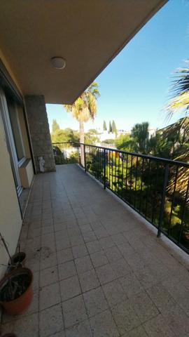 Villa 6 pièce(s) 4 chambre(s) 165 m²