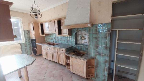 Villa 6 pièce(s) 4 chambre(s) 165 m²
