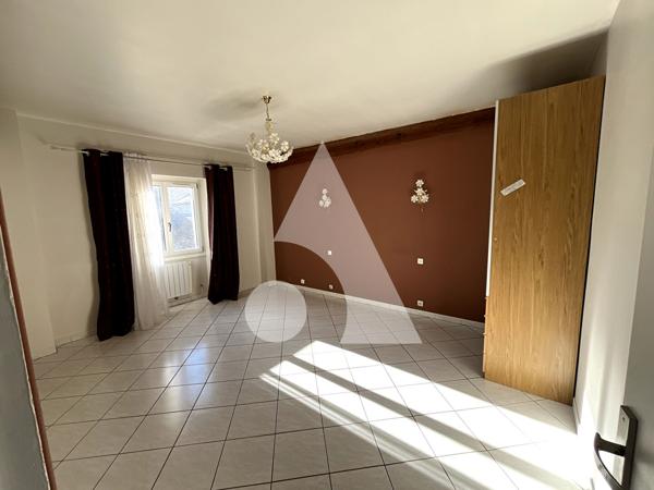 Maison 6 pièces 181 m2