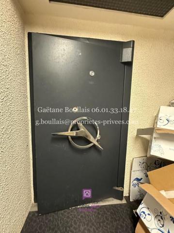 14100 LISIEUX - Immeuble de bureaux 560 m2 - 636.000