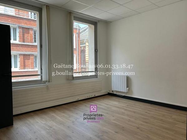 14100 LISIEUX - Immeuble de bureaux 560 m2 - 636.000