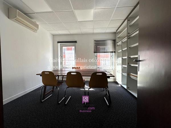 14100 LISIEUX - Immeuble de bureaux 560 m2 - 636.000