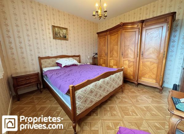 MAISON - VIERZON - 3 CHAMBRES  - 99 M 2