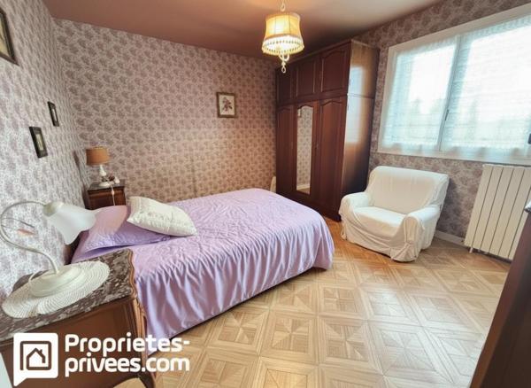 MAISON - VIERZON - 3 CHAMBRES  - 99 M 2