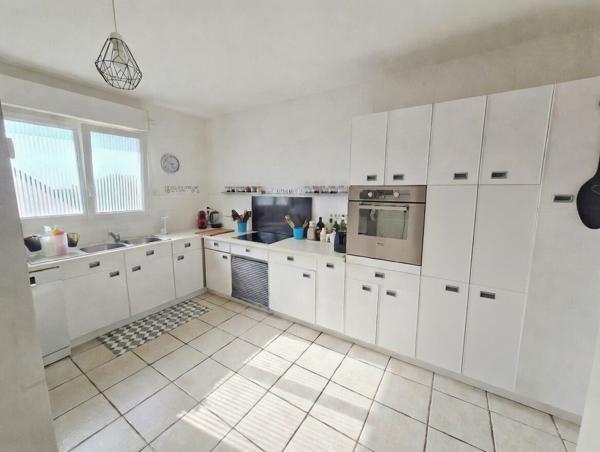 Maison 9 pièces - 155 m² Exclusivité efficity