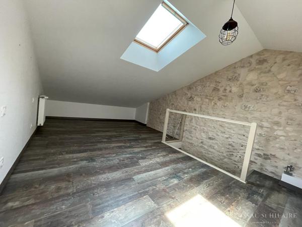 MIGNE-AUXANCES - MAISON T4 AVEC COUR
