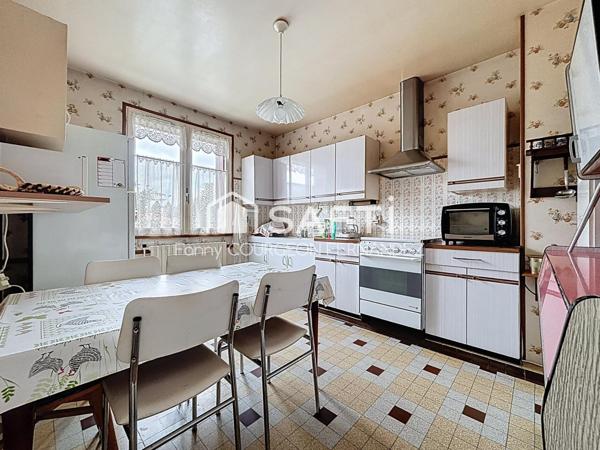 À Gouvieux maison familiale avec jardin.