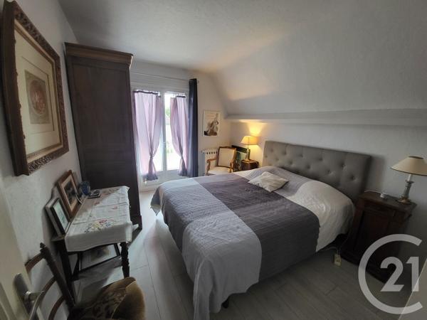 Maison à vendre  8 pièces - 194 m 2   TRELISSAC  - 24