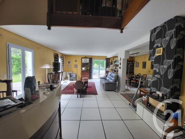 Maison à vendre  8 pièces - 194 m 2   TRELISSAC  - 24