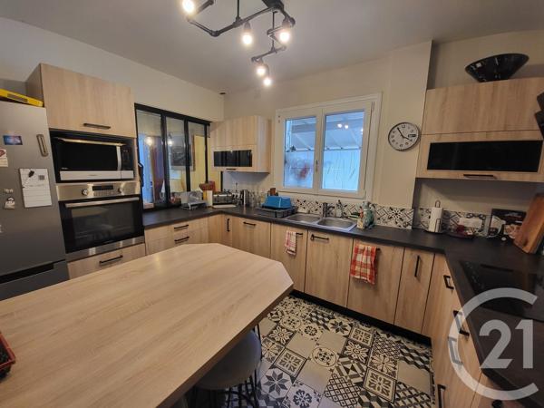 Maison à vendre  8 pièces - 194 m 2   TRELISSAC  - 24