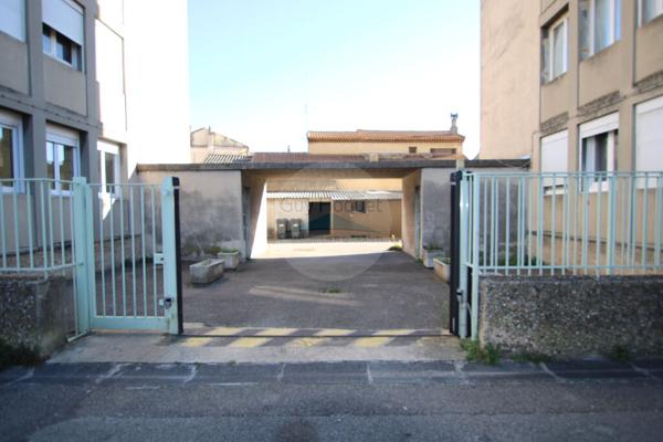 AVIGNON - Garage fermé dans Résidence sécurisée